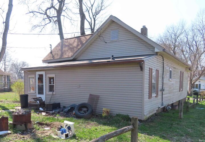 Property Photo: 1826 S Bosse Avenue IN 47712