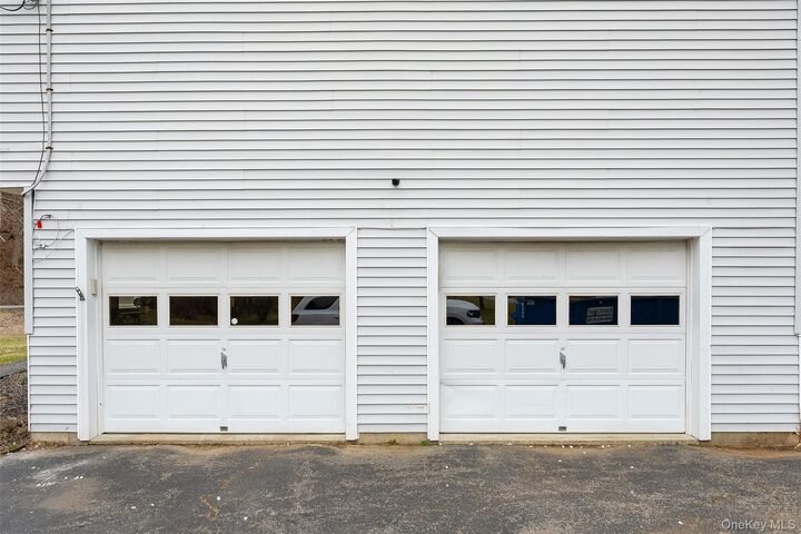 Property Photo:  840 Old State Route 22  NY 12522 