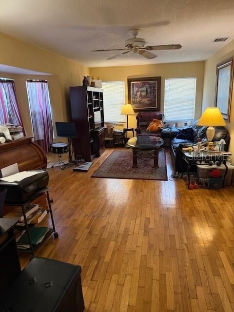 Property Photo:  212 S Bradford Avenue  FL 33609 