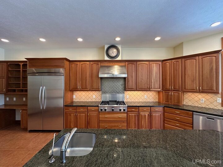 Property Photo:  1050 Vistanna Drive  MI 49855-8828 