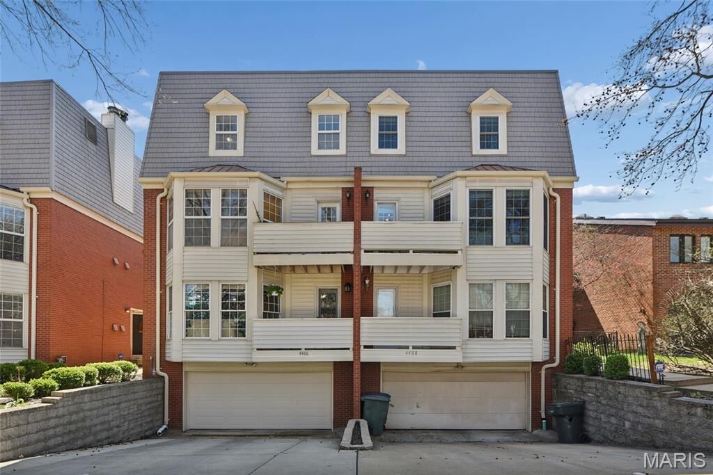 Property Photo:  4466 McPherson Avenue 4A  MO 63108 