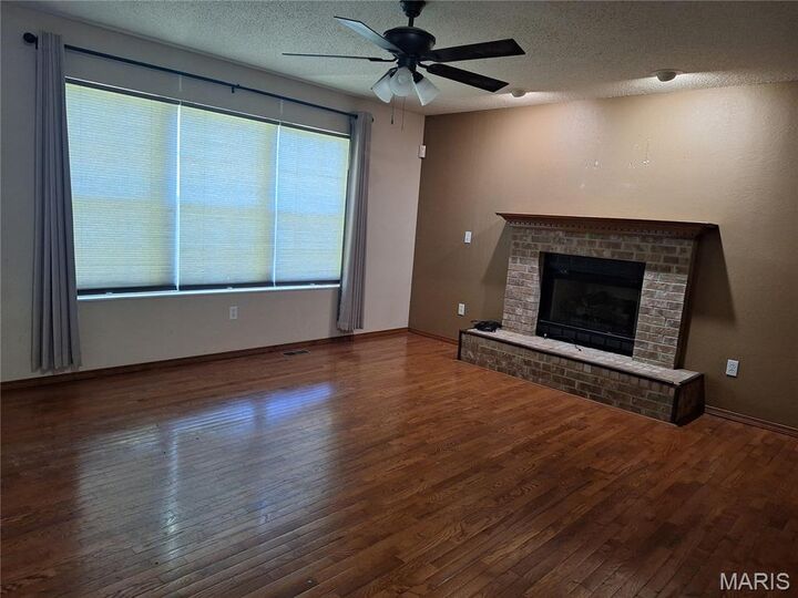 Property Photo:  835 Clemson Avenue  IL 62208 