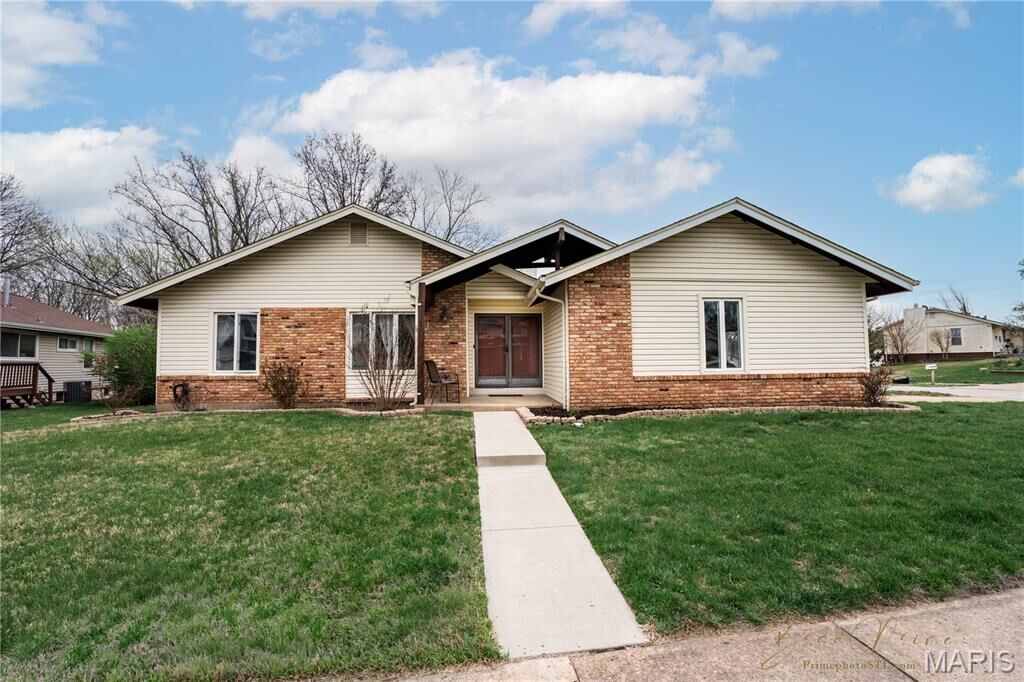 Property Photo:  1308 Dautel Lane  MO 63146 