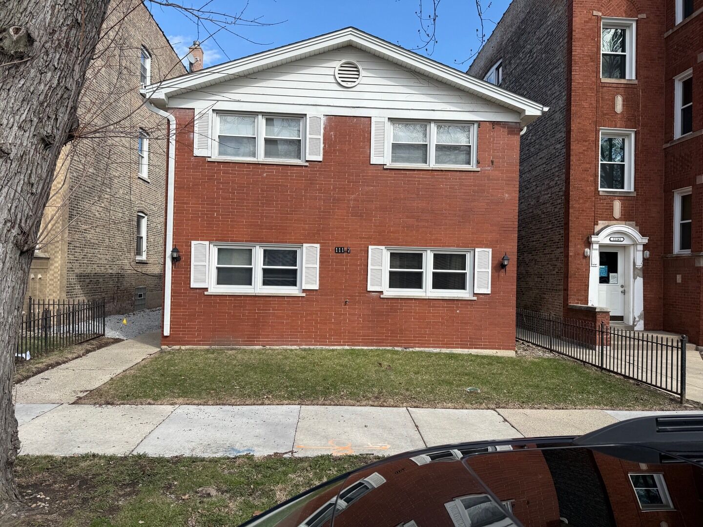 Property Photo:  11137 S Emerald Avenue 2R  IL 60628 