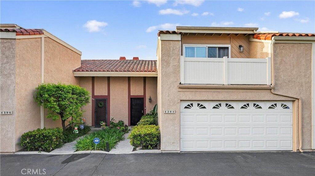 Property Photo: 4304 Lincoln Plaza CA 90630