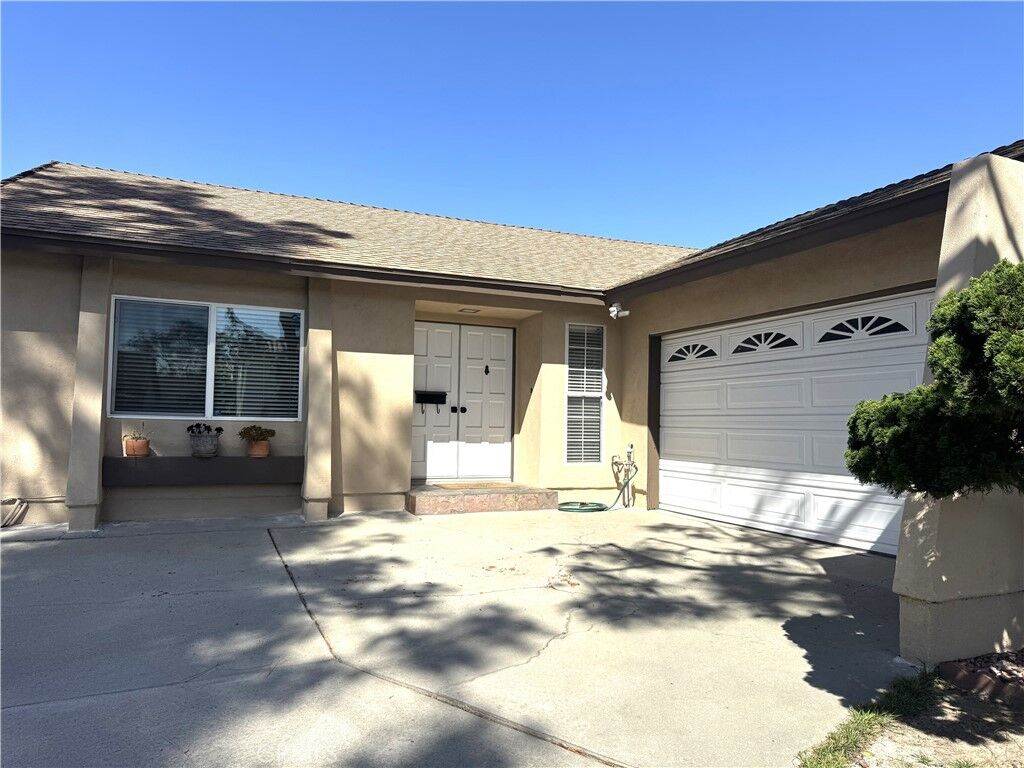 Property Photo:  13037 Beach  CA 90703 