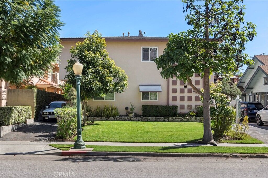 Property Photo:  530 N Maryland  CA 91206 