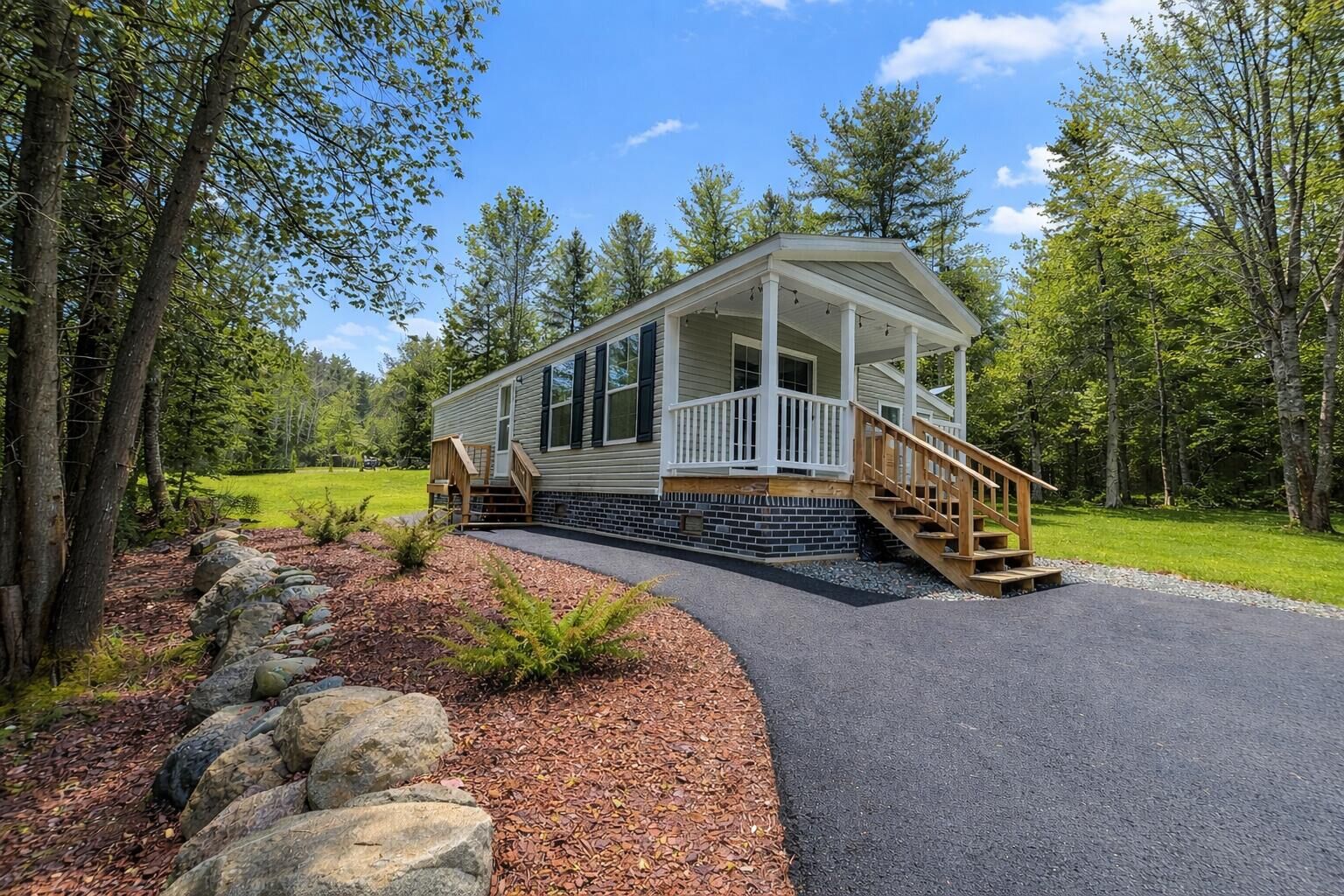 Property Photo:  4 Pine Creek Lane  ME 04680 