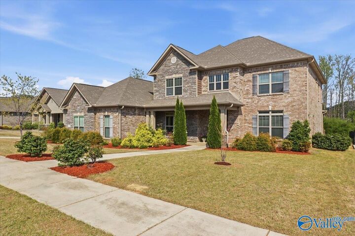 Property Photo:  221 Coach Lamp Drive  AL 35758 