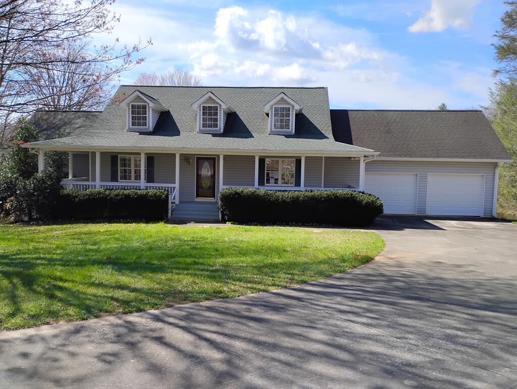 Property Photo:  1539 Chopped Oak Road  GA 30540 