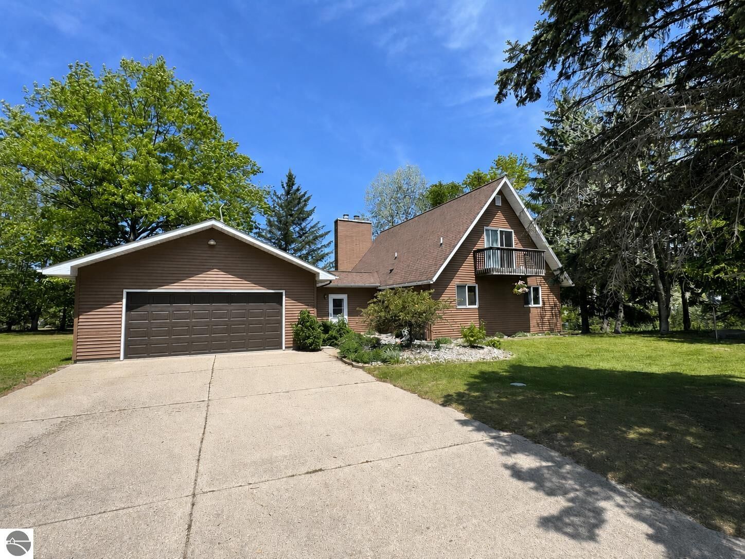 Property Photo:  1035 Cantabrian Drive  MI 48893 