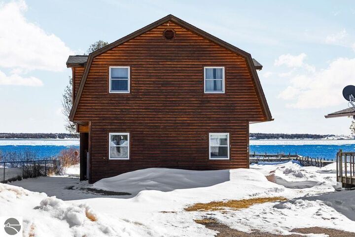 Property Photo:  148 N Huron 1  MI 49725 