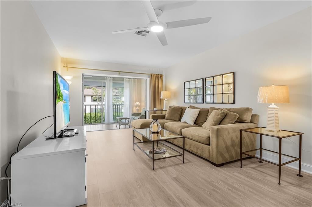 Property Photo: 4126 Belair Ln C4 FL 34103