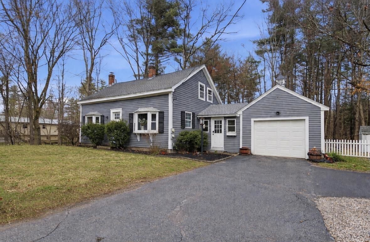 Property Photo: 166 Turkey Hill Road NH 03054