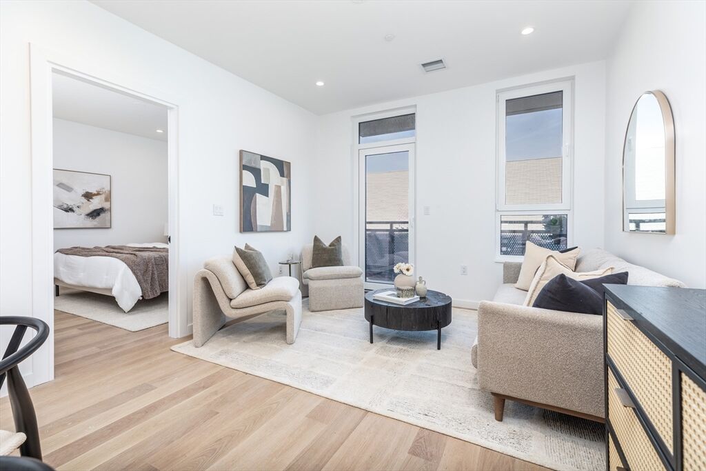 Property Photo:  1395 Washington Street Ph603  MA 02118 