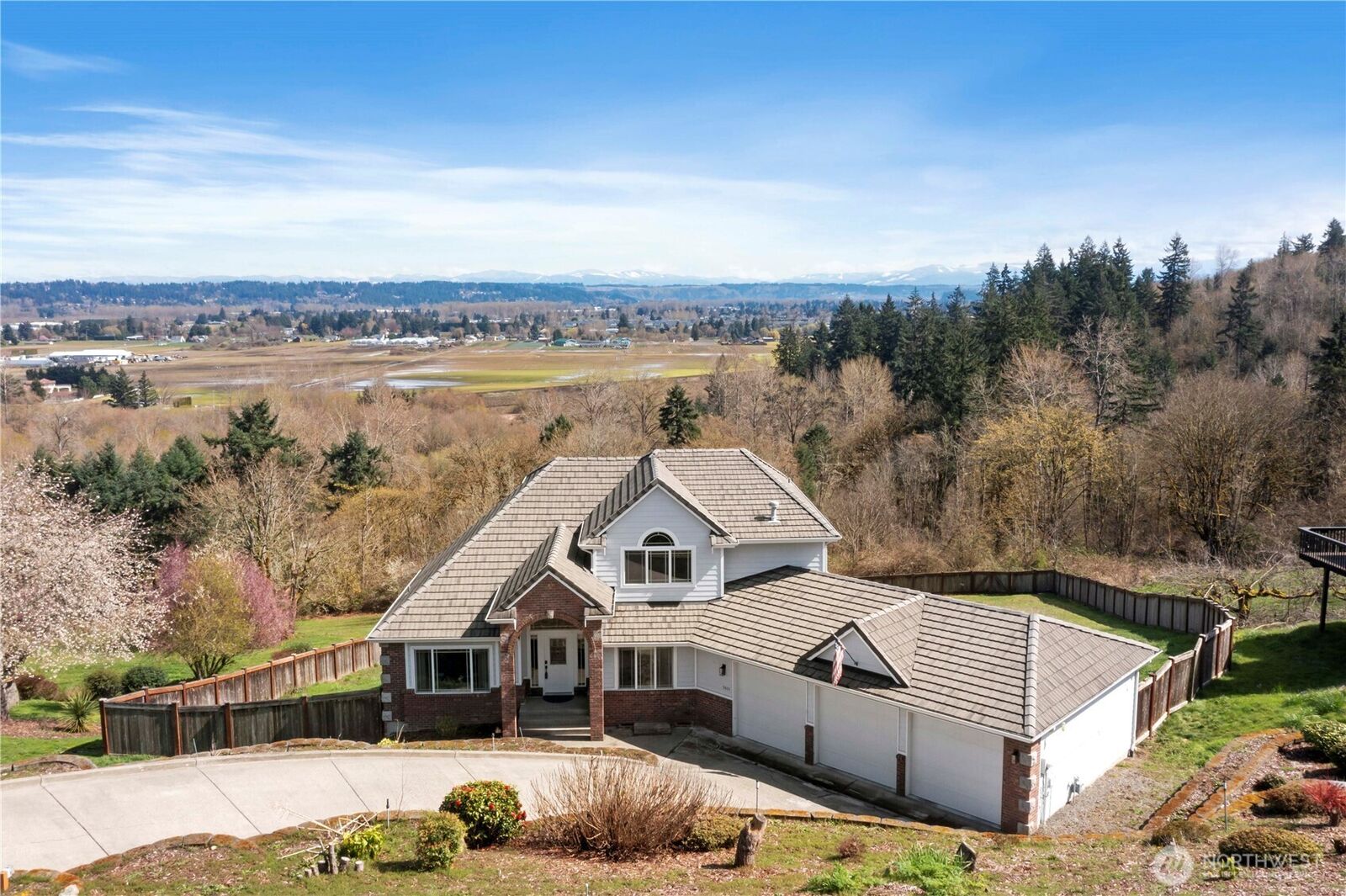 Property Photo:  5805  51st Ave Ct E  WA 98443 