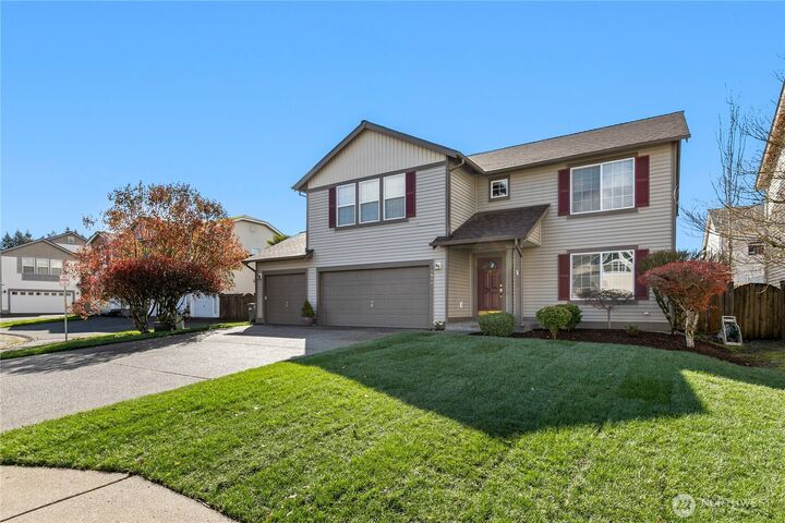 Property Photo: 4910 139th Place SE WA 98296