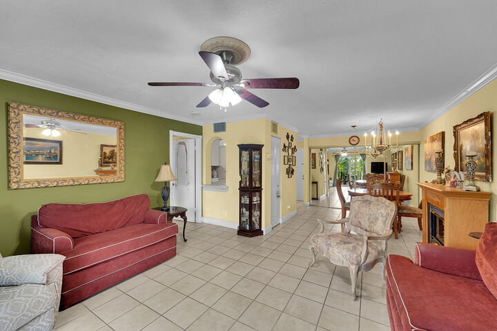 Property Photo:  3909 N Ocean Boulevard 301  FL 33308 