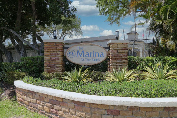 Property Photo: 1501 Marina Isle Way 501 FL 33477