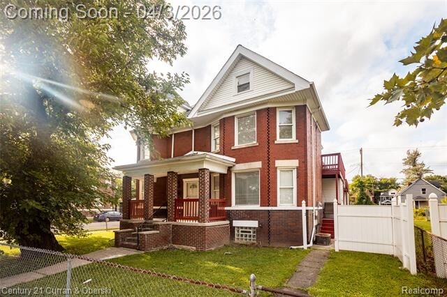 Property Photo: 405 E Philadelphia Street MI 48202