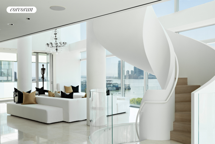Property Photo:  176 Perry Street 10S  NY 10014 