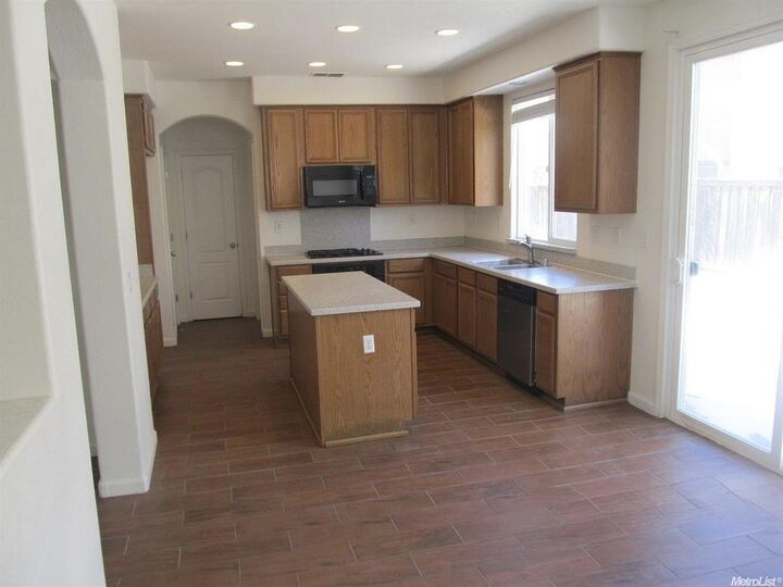 Property Photo:  233 American Farms Avenue  CA 95330 