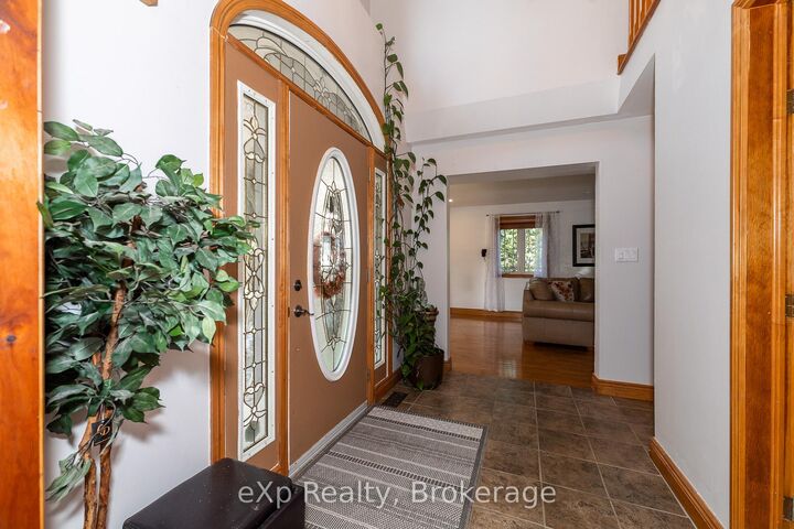 Property Photo: 910 26th Street E ON N4K 5N3