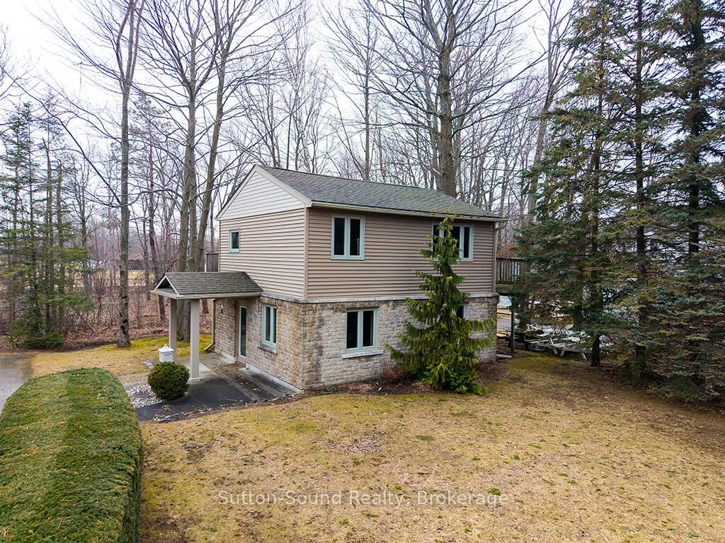 Property Photo: 660 Main Street ON N0H 2T0