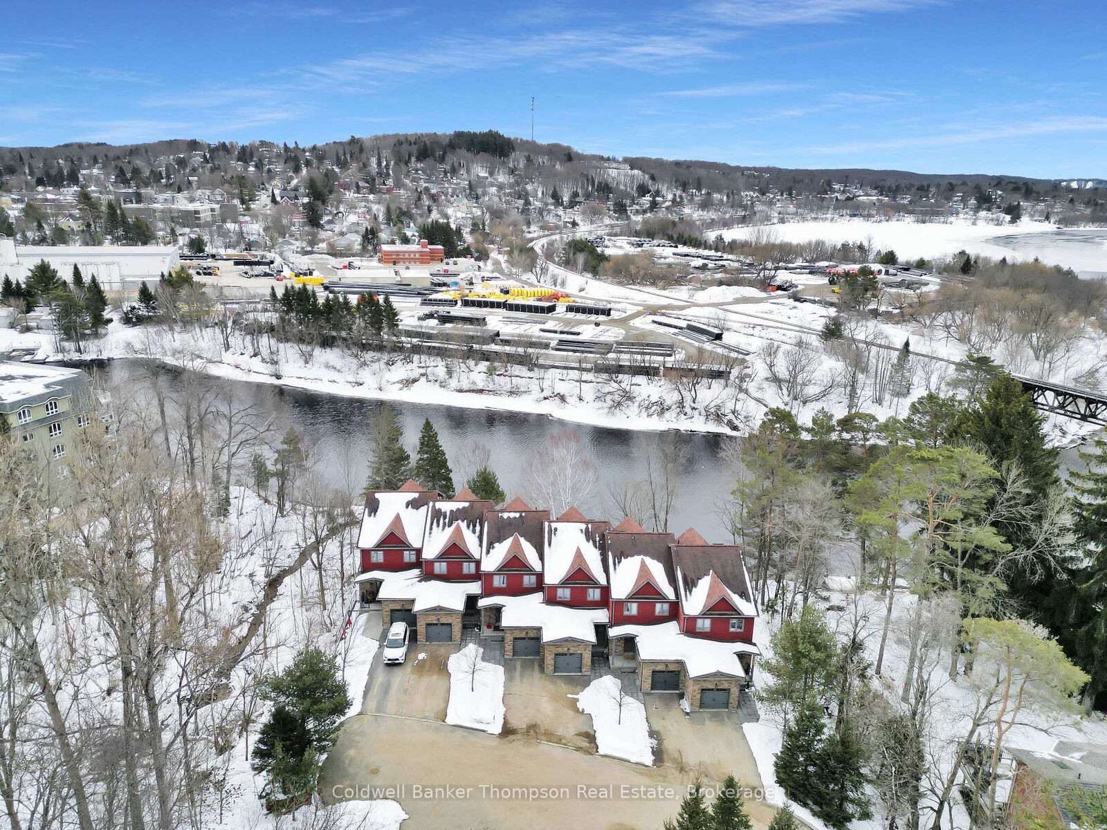 Property Photo:  23 Winona Drive 2  ON P1H 1L9 
