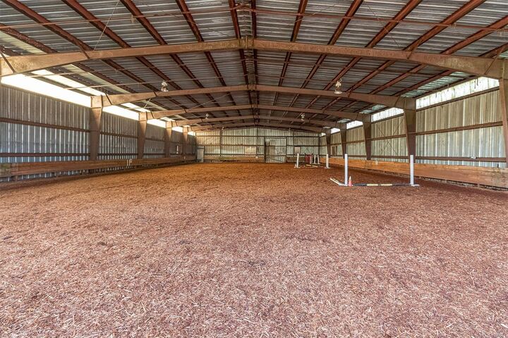 4040 Holland Ave — photo 1