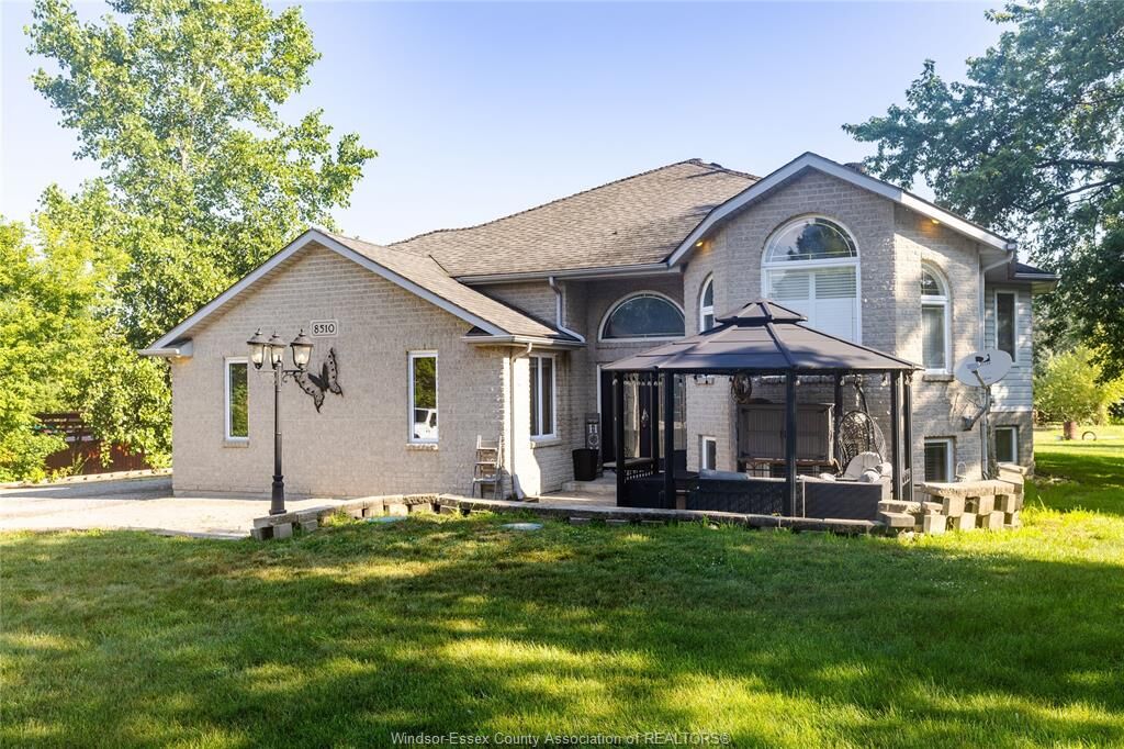 Property Photo: 8510 Baseline Road ON N0R 1K0