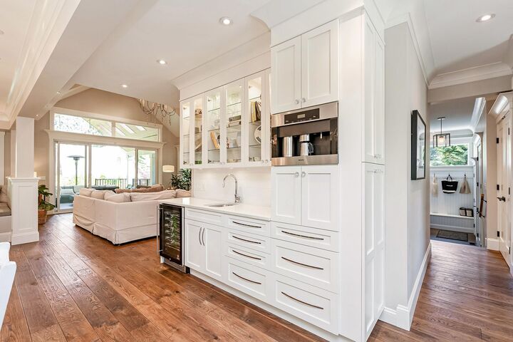 Property Photo: 12579 26 Avenue BC V4A 2K6