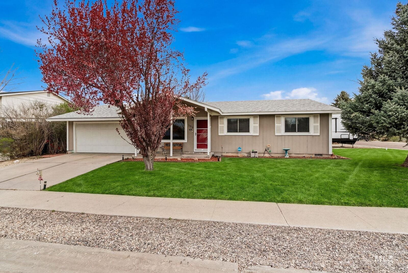Property Photo: 598 E Easy St ID 83634