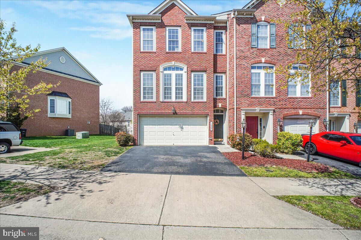 Property Photo:  1029 Hotchkiss Place  VA 22401 