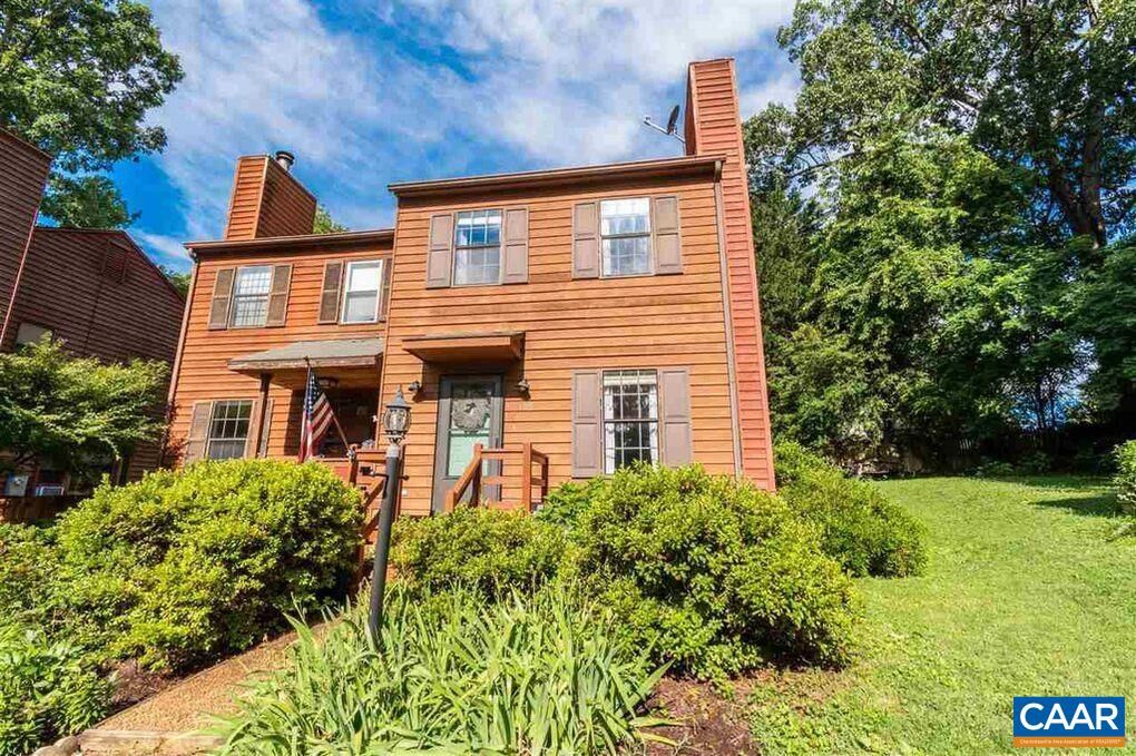Property Photo: 109 Hammond St B VA 22903