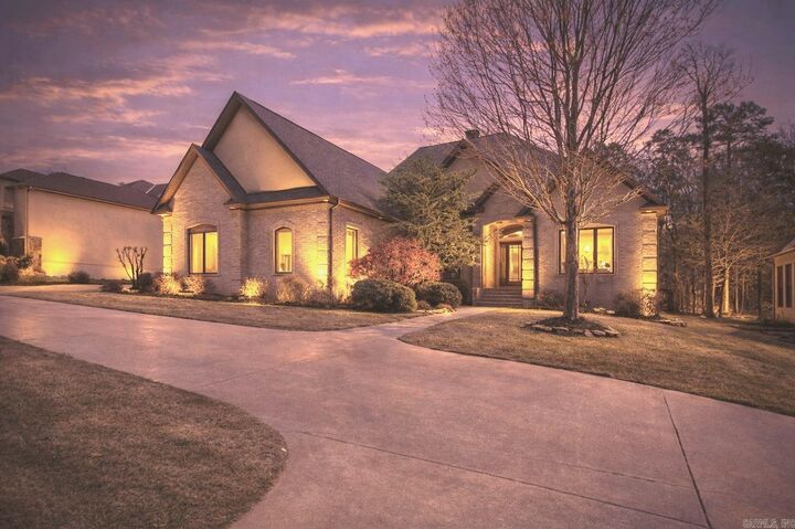 Property Photo: 54 Deauville Circle AR 72223