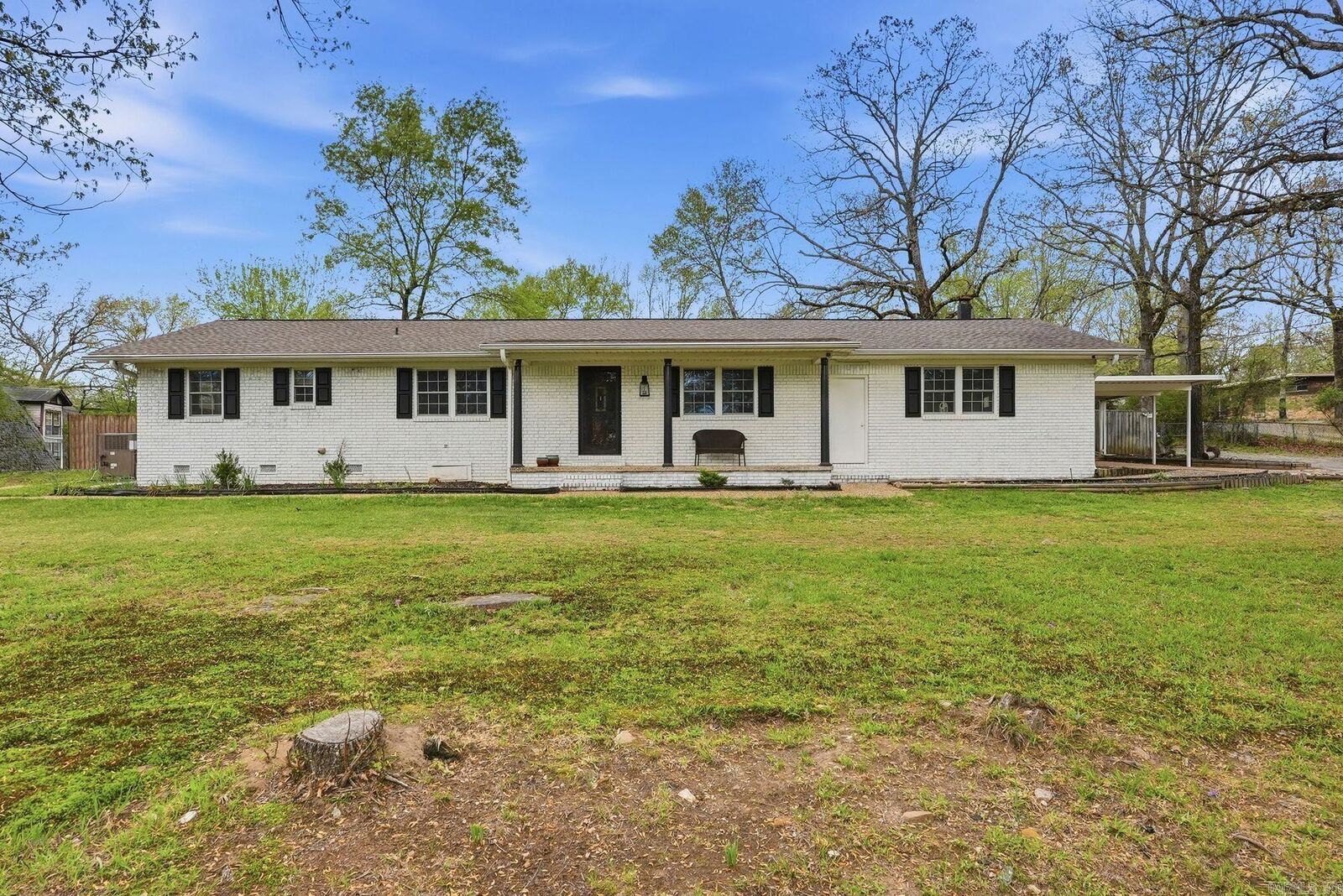 Property Photo:  1026 S Claremont Ave  AR 72120 