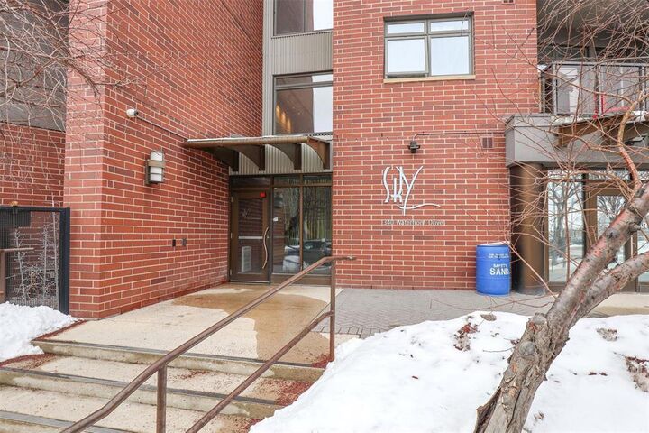 Property Photo:  340 Waterfront Drive  MB R3B 0M3 