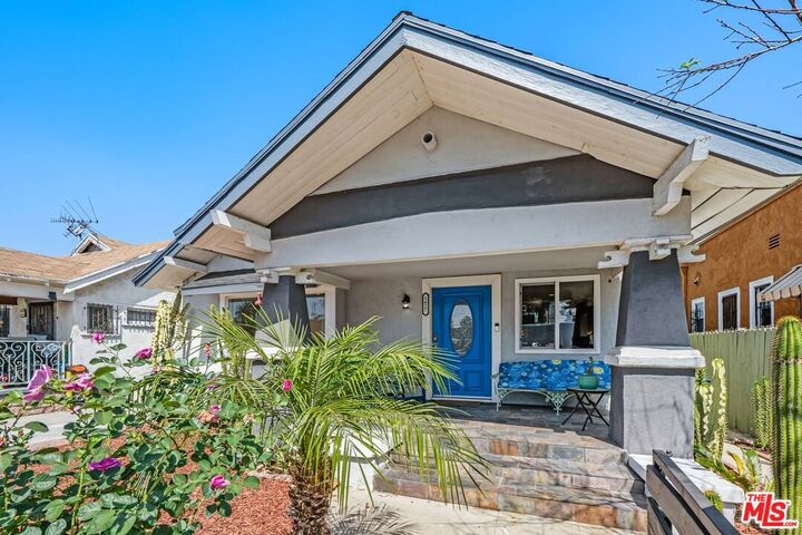 Property Photo:  1627 W 38th St  CA 90062 