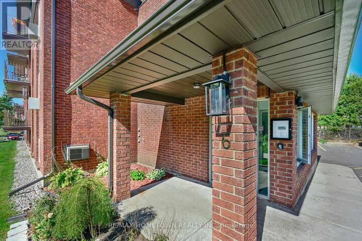 Property Photo: 6 Charlotte Place 17 ON K6V 6T4
