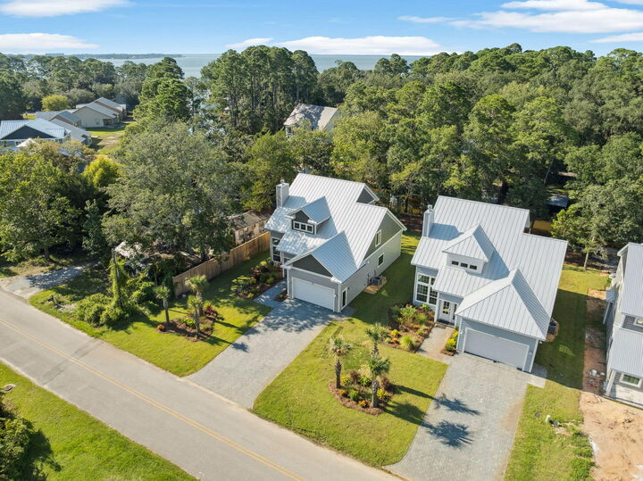 Property Photo:  1999 W Hewett Road  FL 32459 