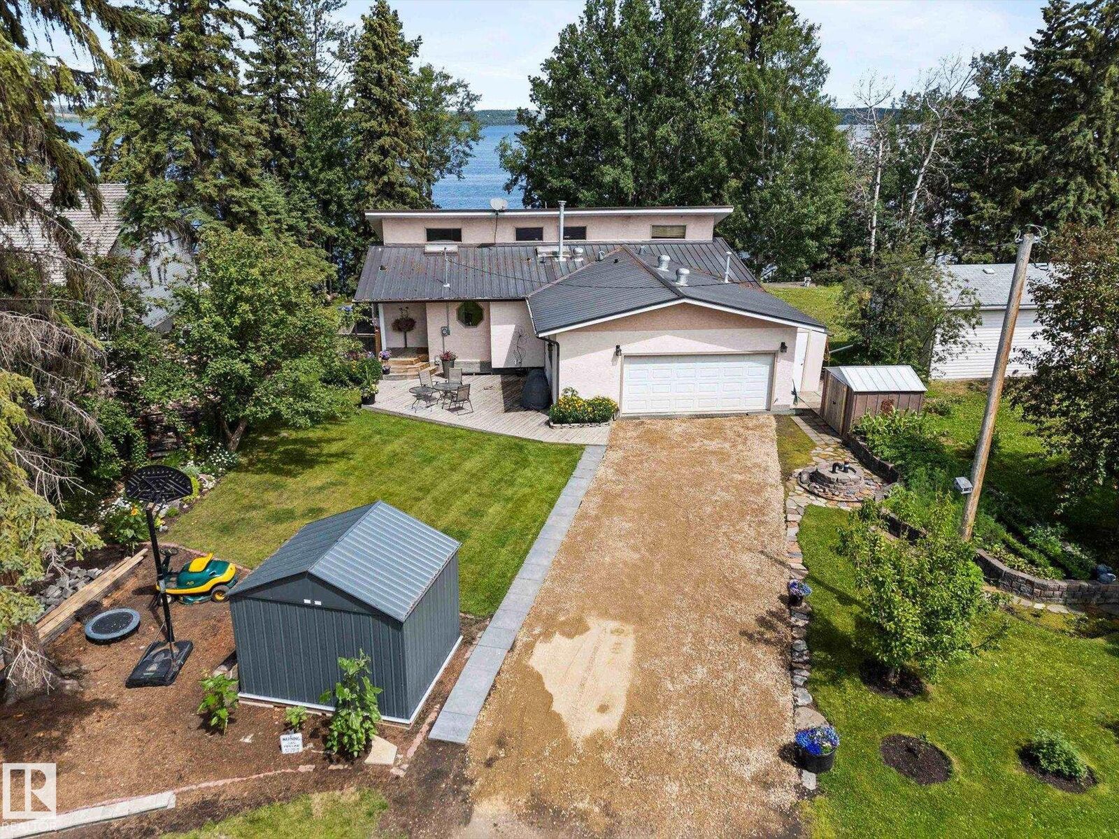 Property Photo: 53004 Rge Road 54A 16 AB T0E 0B0