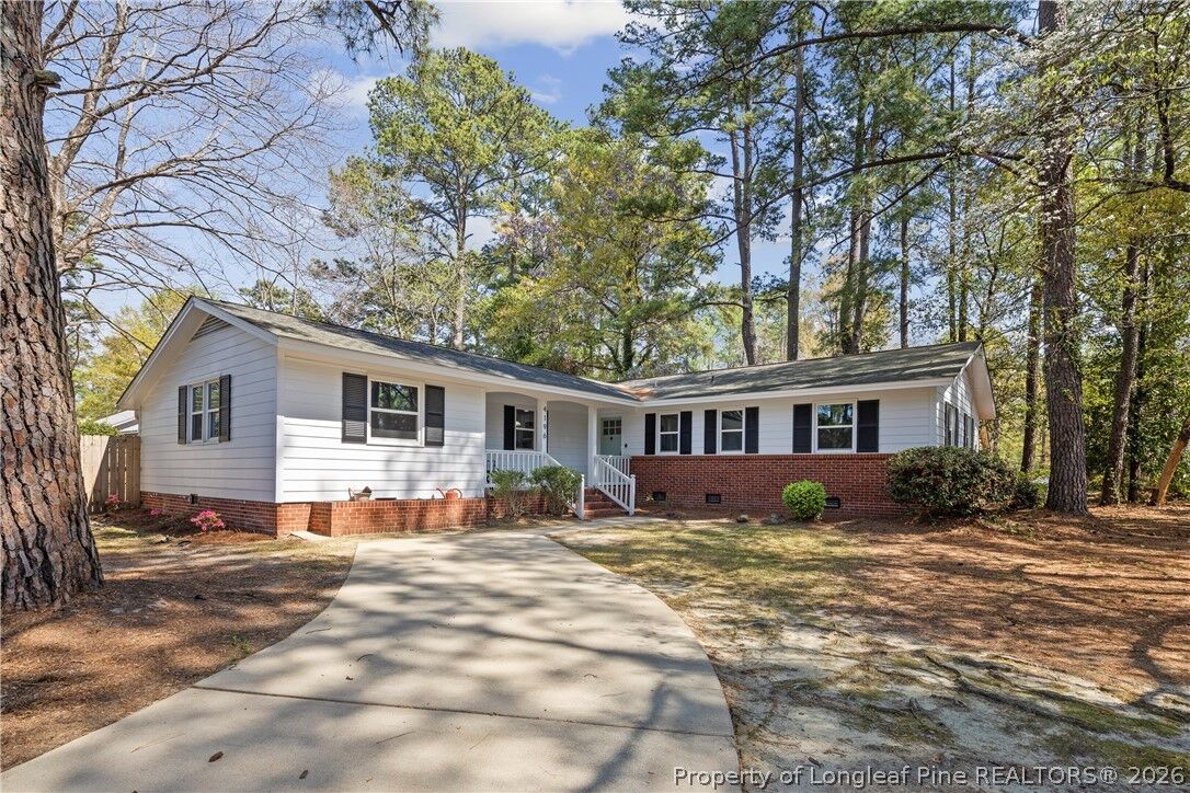 Property Photo:  4196 Cliffdale Road  NC 28303 