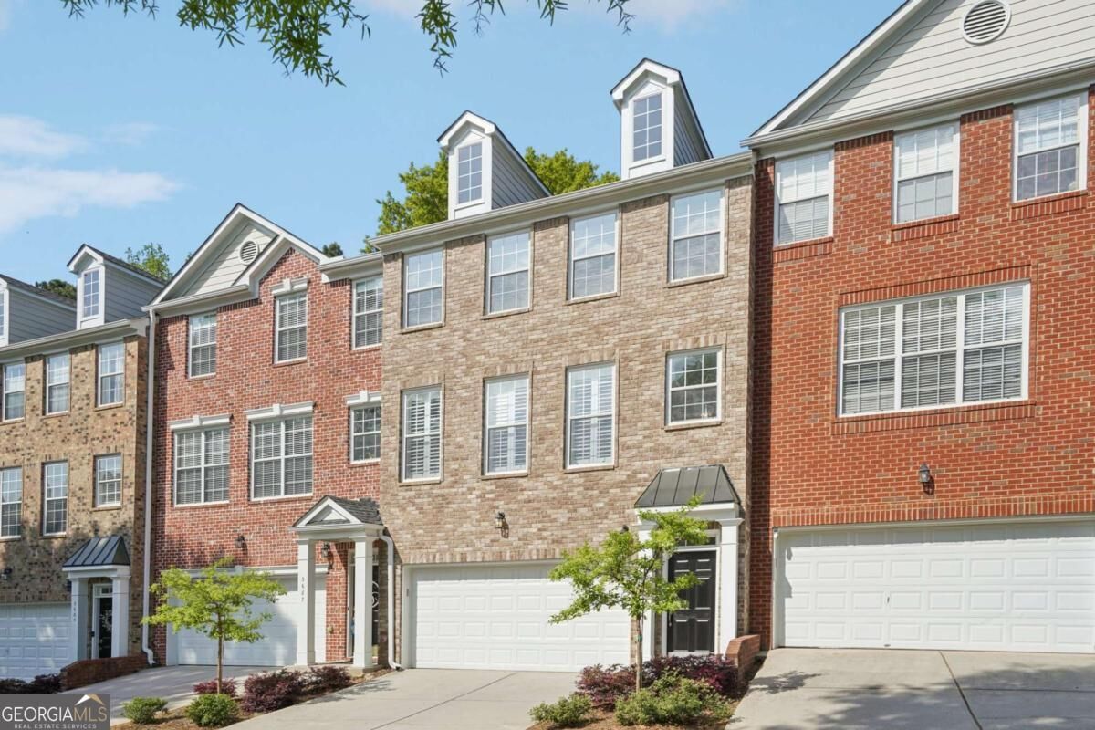 Property Photo: 3689 Chattahoochee Summit Drive SE GA 30339