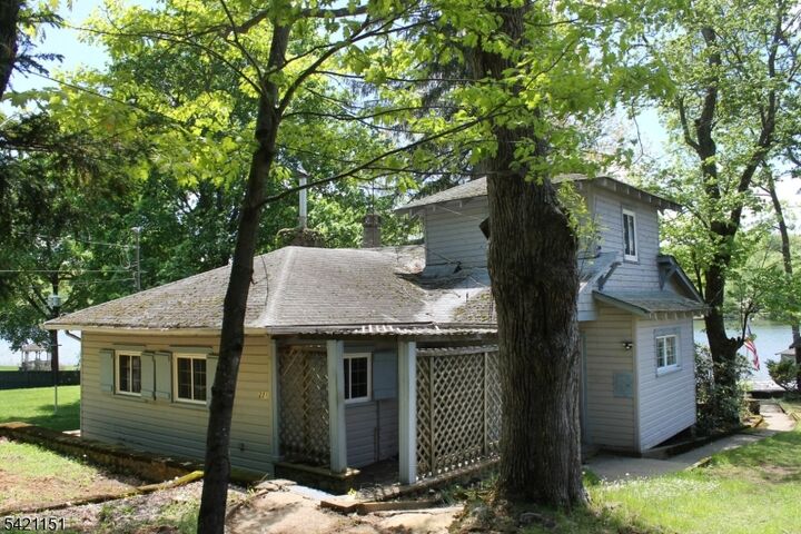 Property Photo:  221 S New Jersey Ave  NJ 07849 