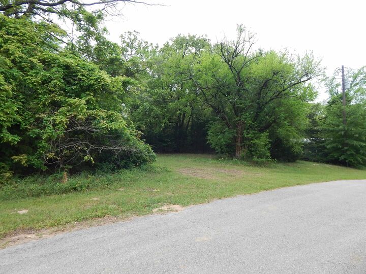 Property Photo: 146 Cr 1215 TX 75783