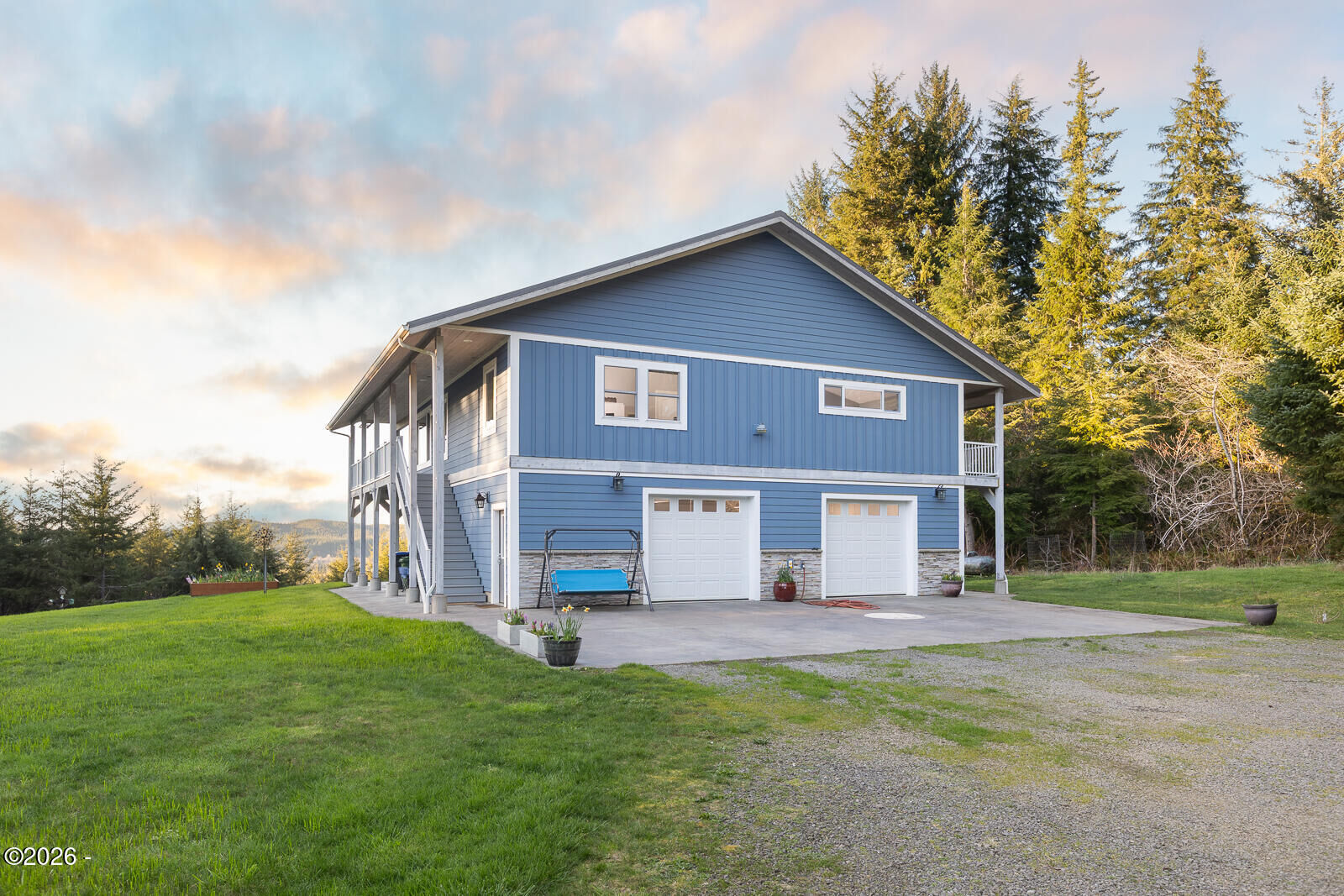 Property Photo:  597 Ojalla Road  OR 97380 