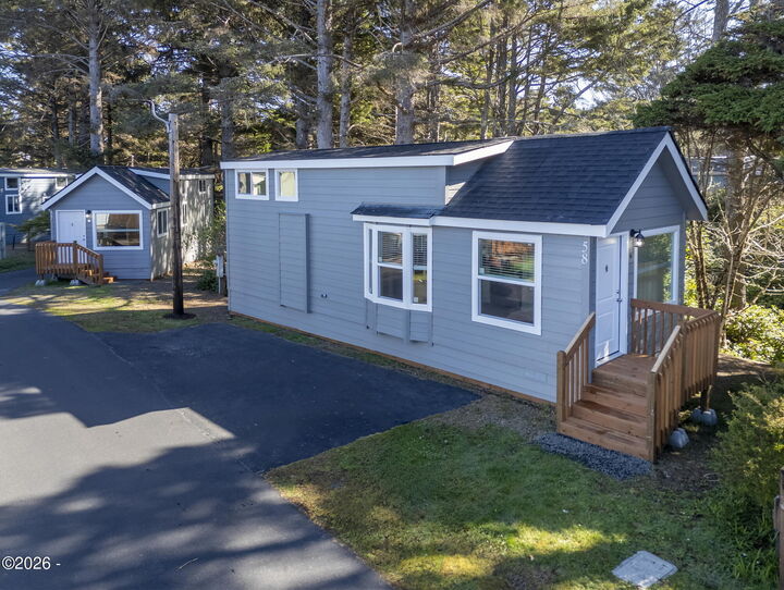 Property Photo:  4875 N Hwy 101 58  OR 97341 