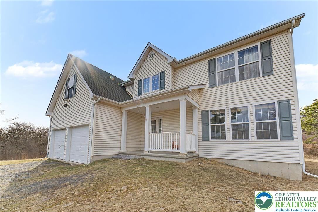 Property Photo:  546 Patten Circle  PA 18210 