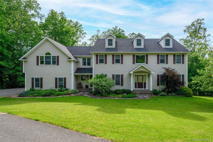 Property Photo:  17 Weldon Woods Connecticut Road  CT 06812 
